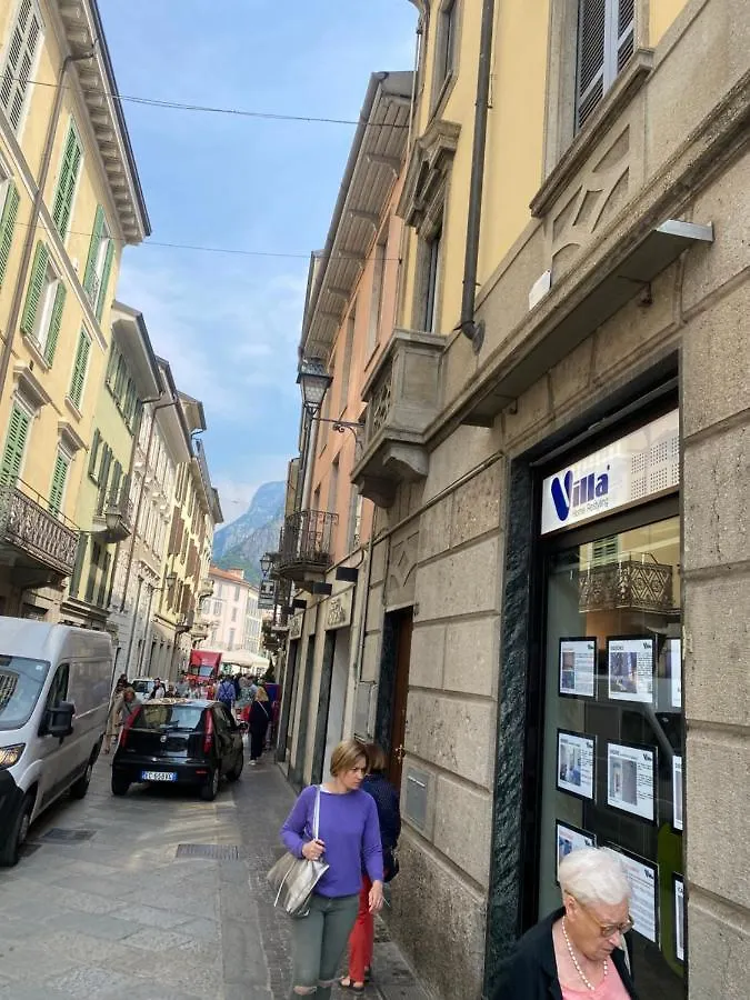 Apartment Love Loft Casa Vacanza Lecco Italy