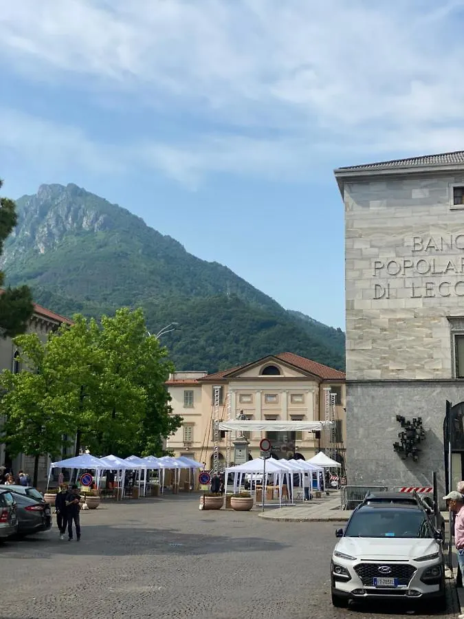 Love Loft Casa Vacanza Lecco 0*,