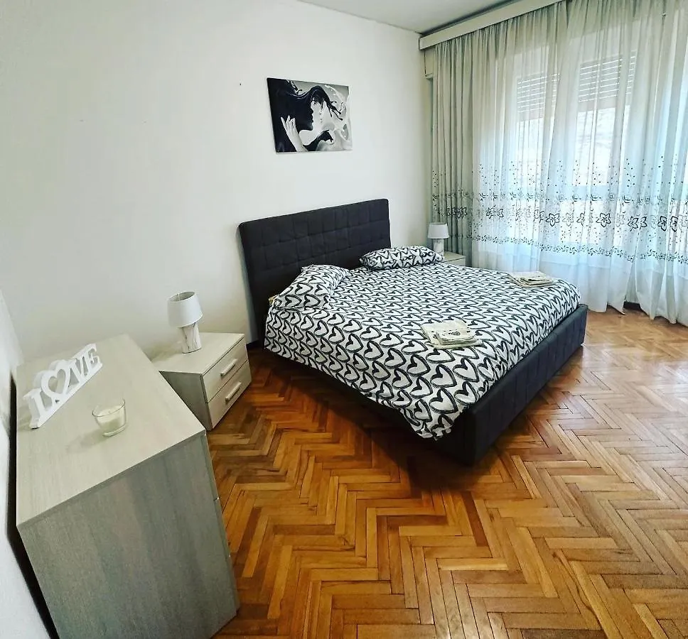 Love Loft Casa Vacanza Lecco